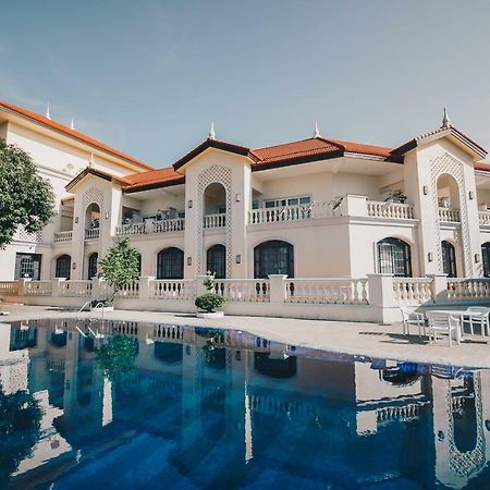 Club Morocco Resort And Country Club Subic Dış mekan fotoğraf