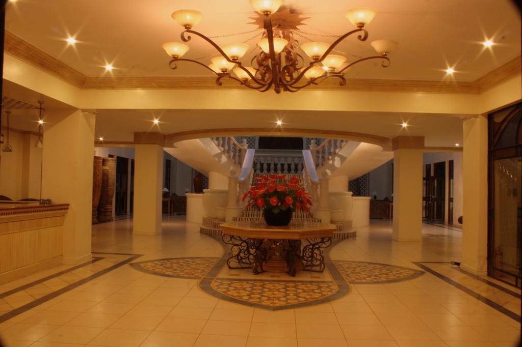 Club Morocco Resort And Country Club Subic Dış mekan fotoğraf