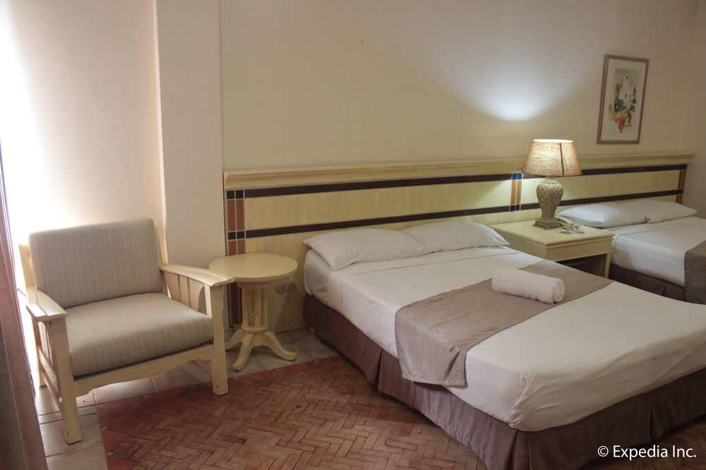 Club Morocco Resort And Country Club Subic Dış mekan fotoğraf