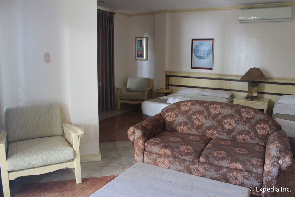 Club Morocco Resort And Country Club Subic Dış mekan fotoğraf