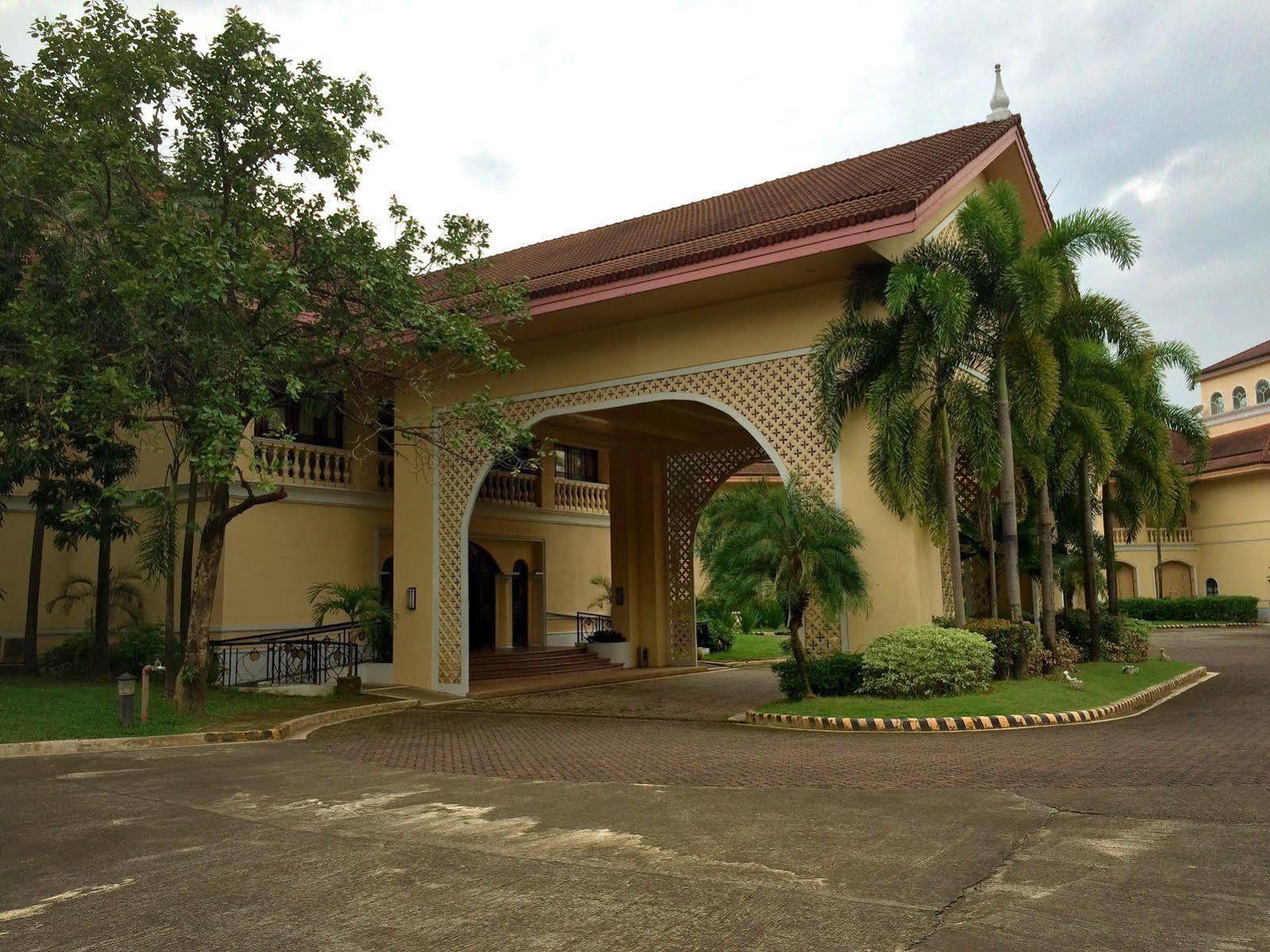 Club Morocco Resort And Country Club Subic Dış mekan fotoğraf