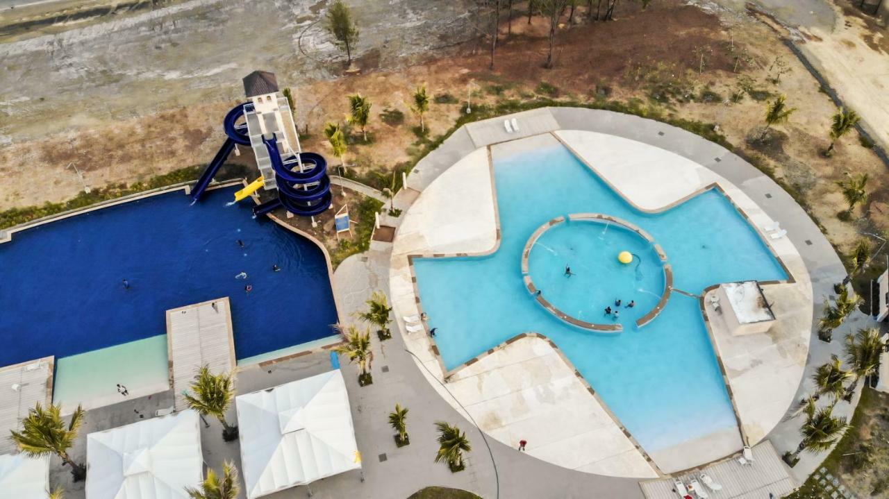 Club Morocco Resort And Country Club Subic Dış mekan fotoğraf
