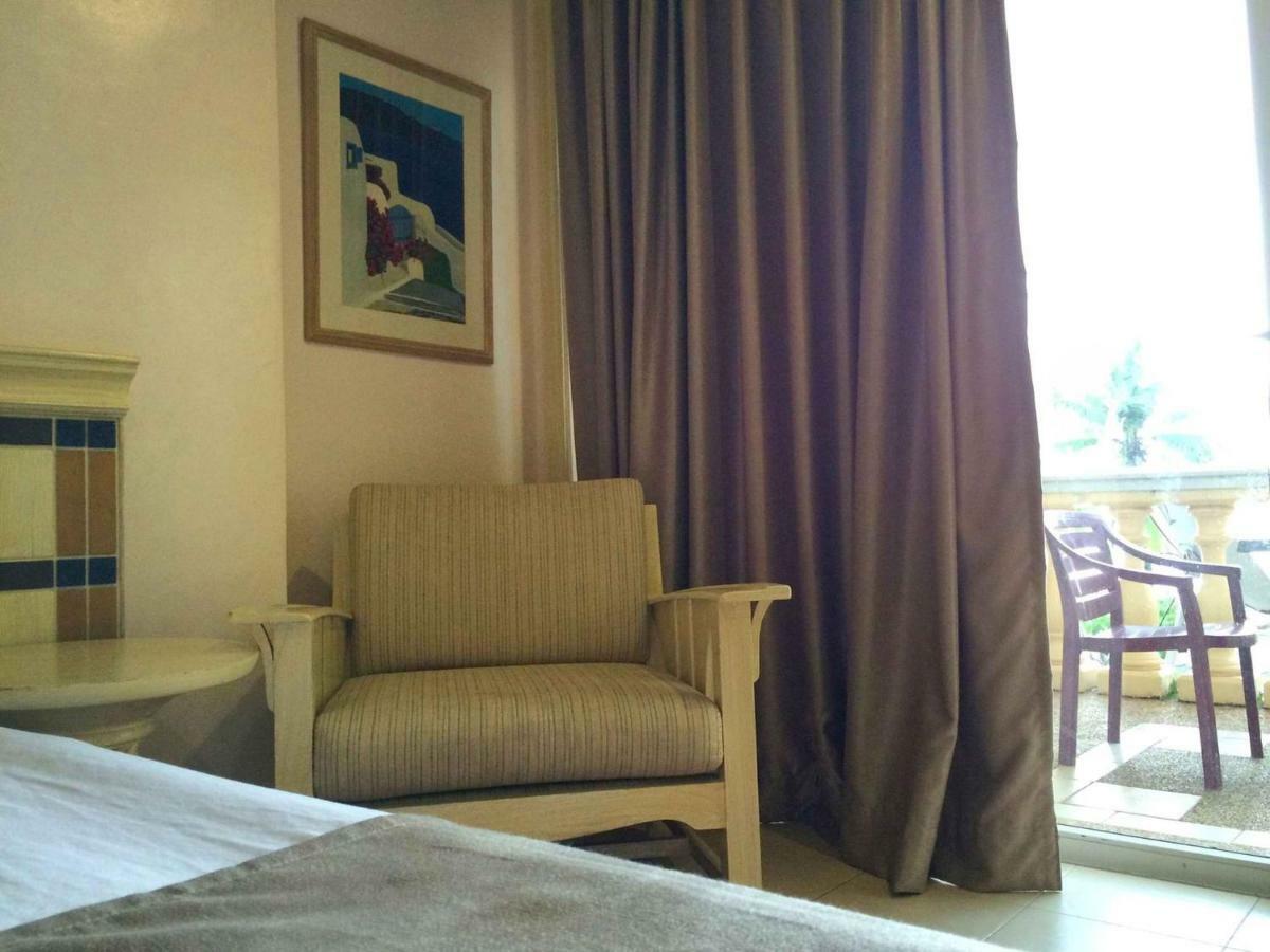 Club Morocco Resort And Country Club Subic Dış mekan fotoğraf