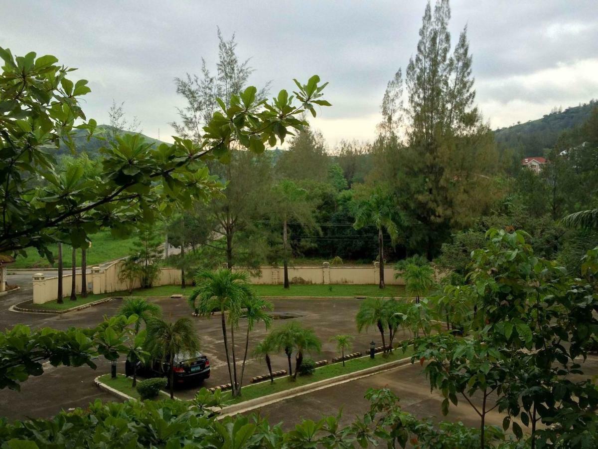 Club Morocco Resort And Country Club Subic Dış mekan fotoğraf